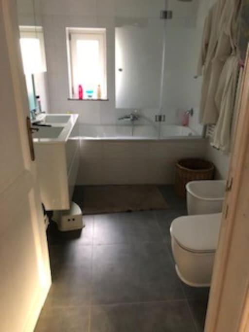 Stay In Maison De Metre In Etterbeek Brüsszel Kültér fotó